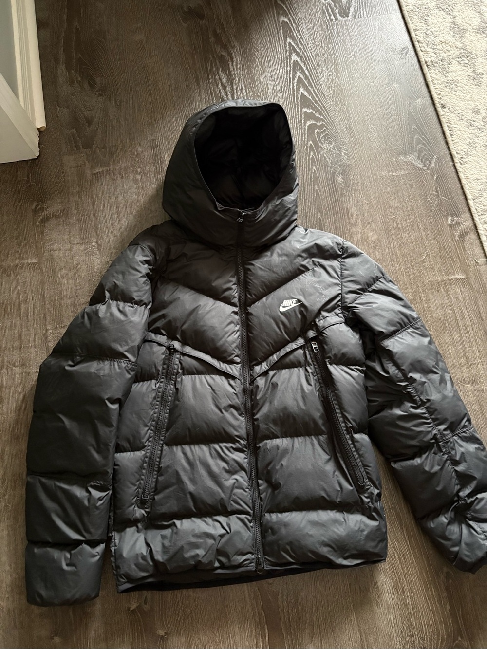 Nike Men’s Black Hooded Puffer Jacket